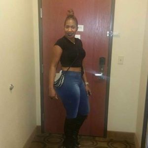 Meet your Posher, Chaka